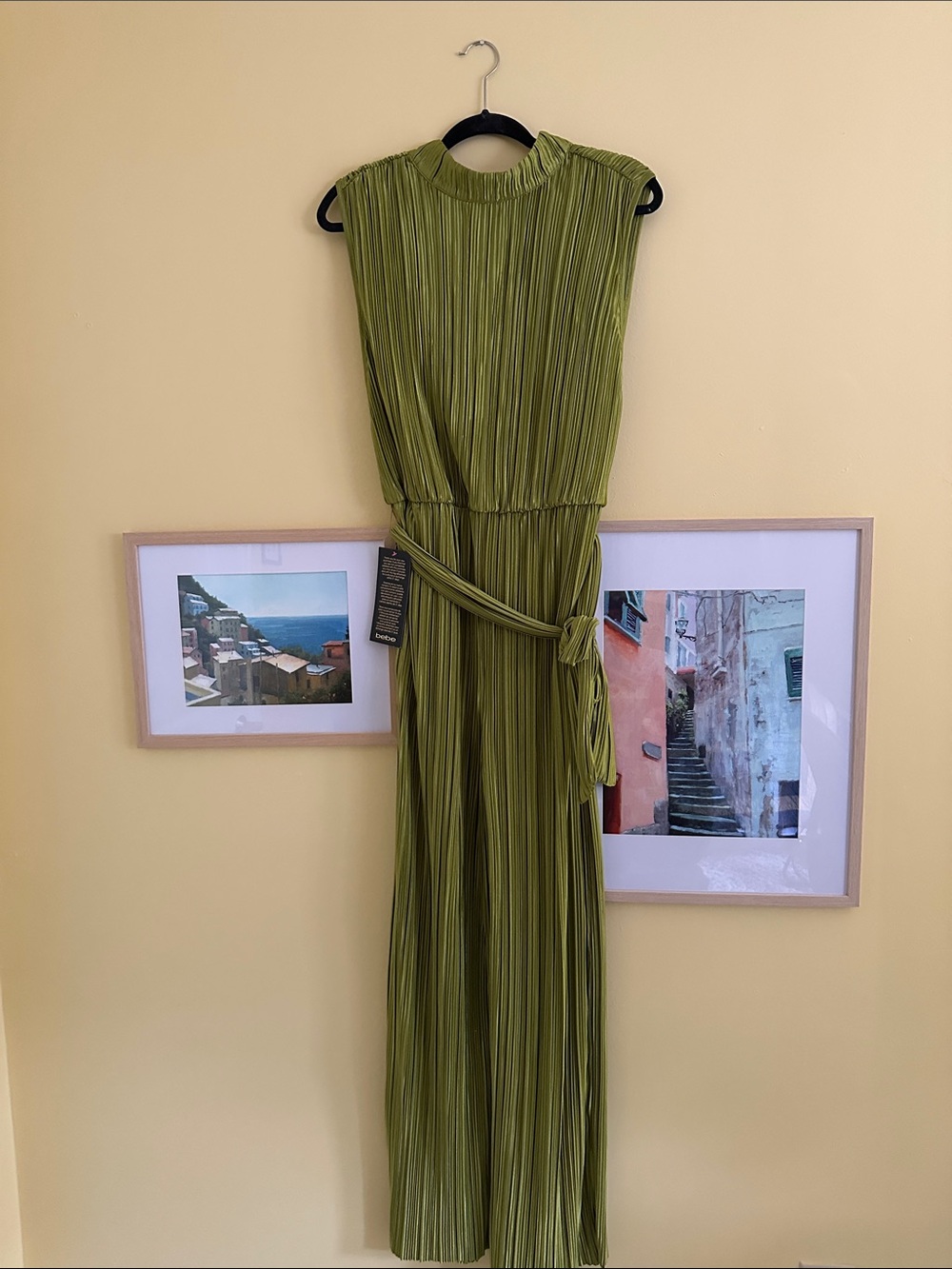 Bebe Olive Green Pleated Sleeveless jumpsuit with Tie Waist